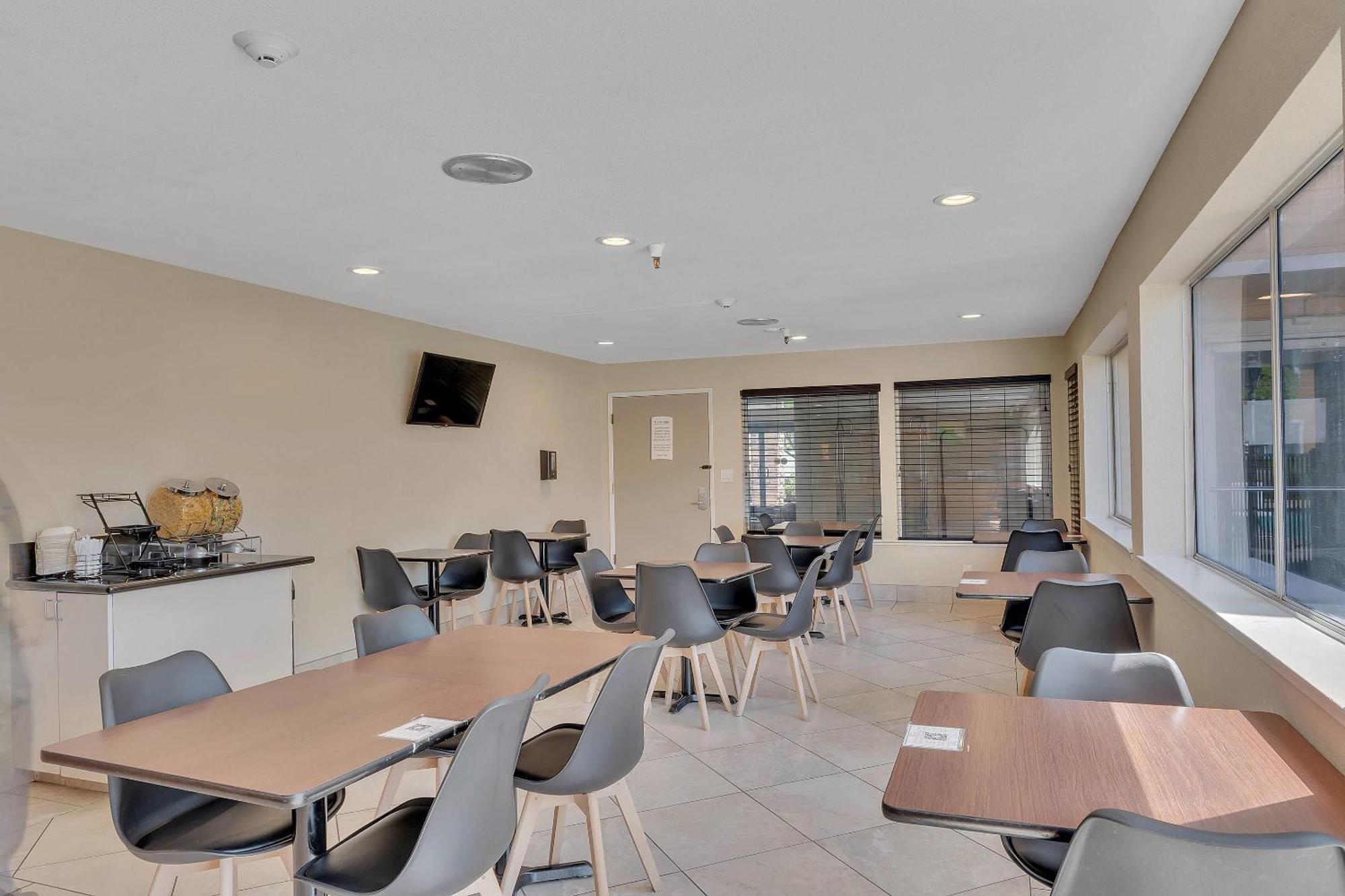 Quality Inn Near Six Flags Discovery Kingdom-Napa Valley Vallejo Extérieur photo