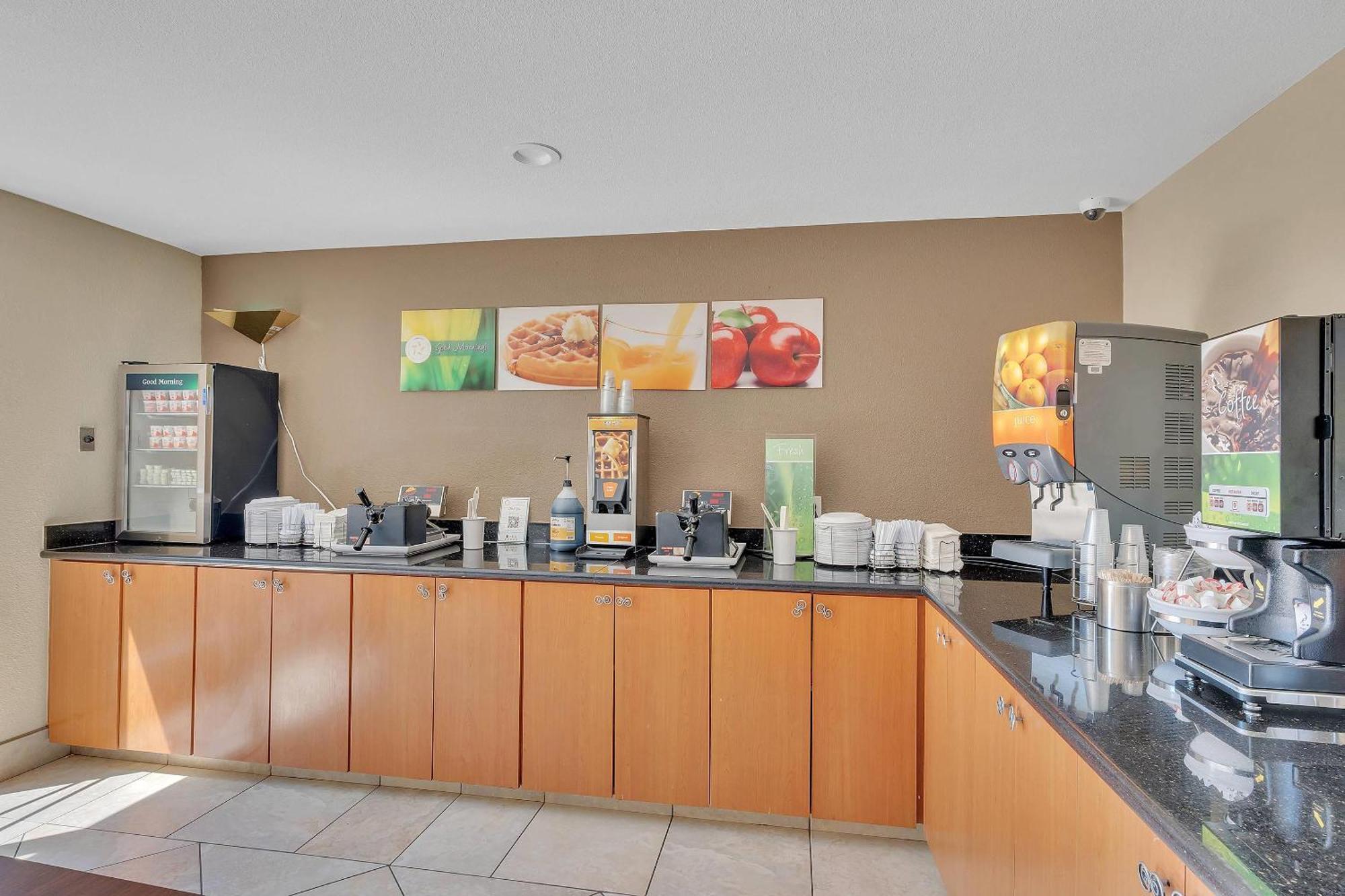 Quality Inn Near Six Flags Discovery Kingdom-Napa Valley Vallejo Extérieur photo