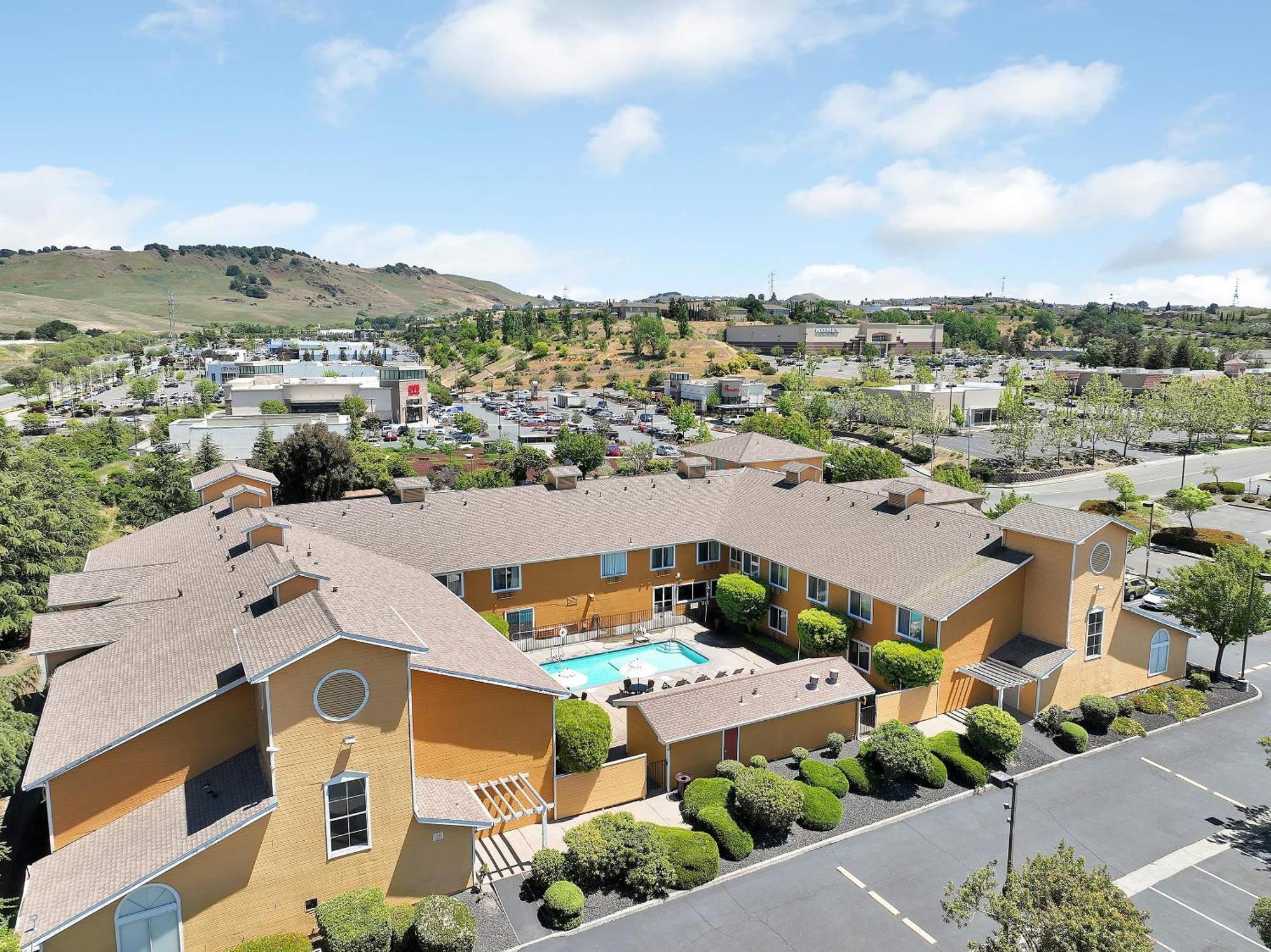 Quality Inn Near Six Flags Discovery Kingdom-Napa Valley Vallejo Extérieur photo